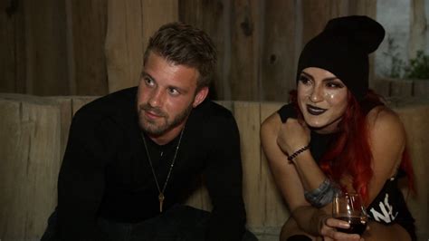 are paulie and cara still together|Are Paulie Calafiore, Cara Maria Of The Challenge。